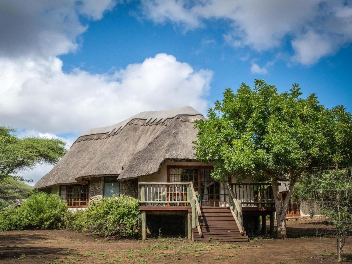 Rhino River Lodge Manyoni Private Game Reserve Exterior photo